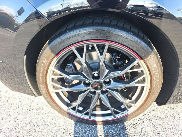 Used 2025 Chevrolet Corvette Stingray Preferred Cpe w/ Z51 Performance Package image 9