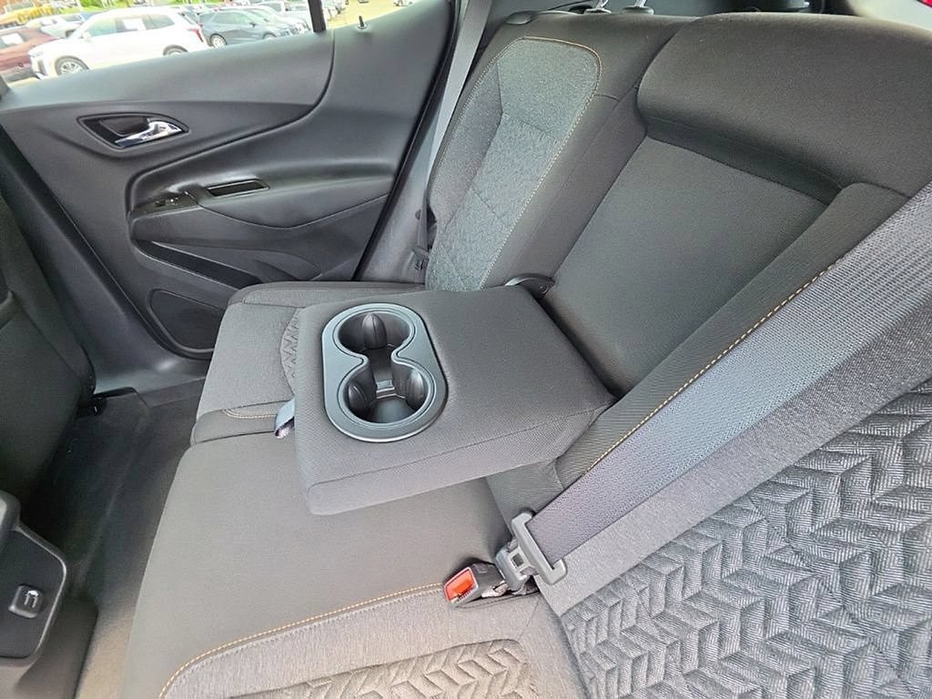 Used 2023 Chevrolet Equinox LT AWD/4WD image 28