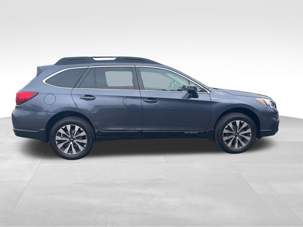Used 2016 Subaru Outback 2.5i Limited image 9