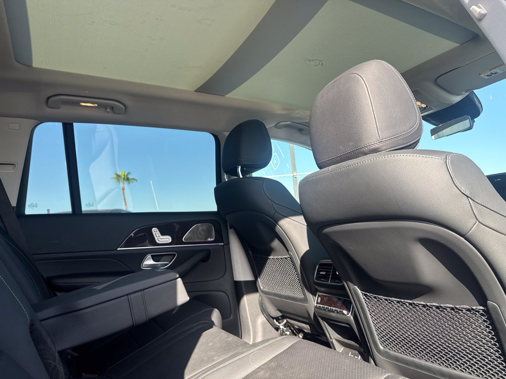 Certified 2026 Mercedes-Benz GLS 450 4MATIC image 7