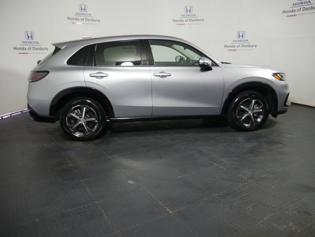 Used 2023 Honda HR-V EX-L image 3