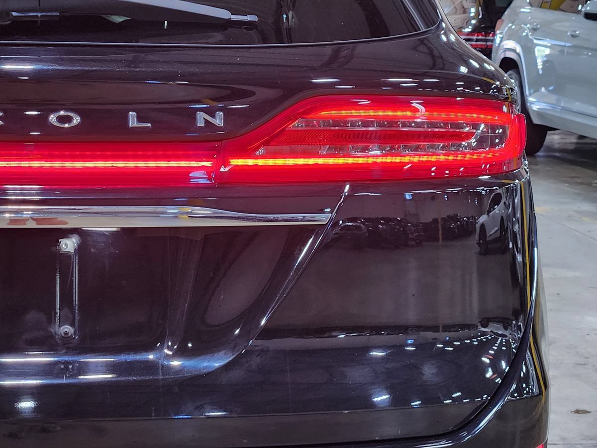 Used 2019 Lincoln MKC Reserve w/ MKC Technology Package FWD image 22