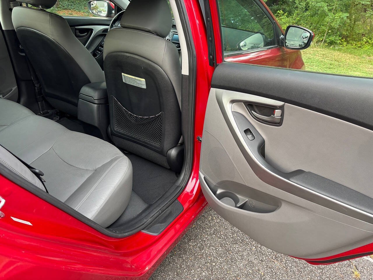 Used 2014 Hyundai Elantra Sport FWD image 18
