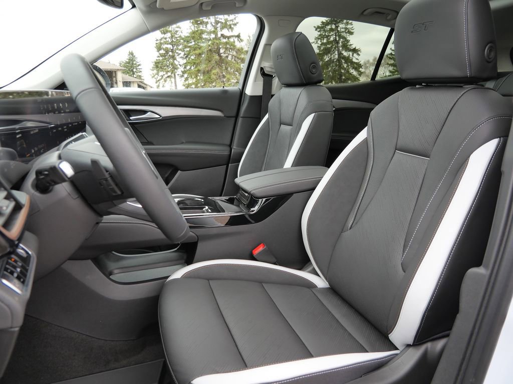 New 2026 Buick Envision Sport Touring image 37