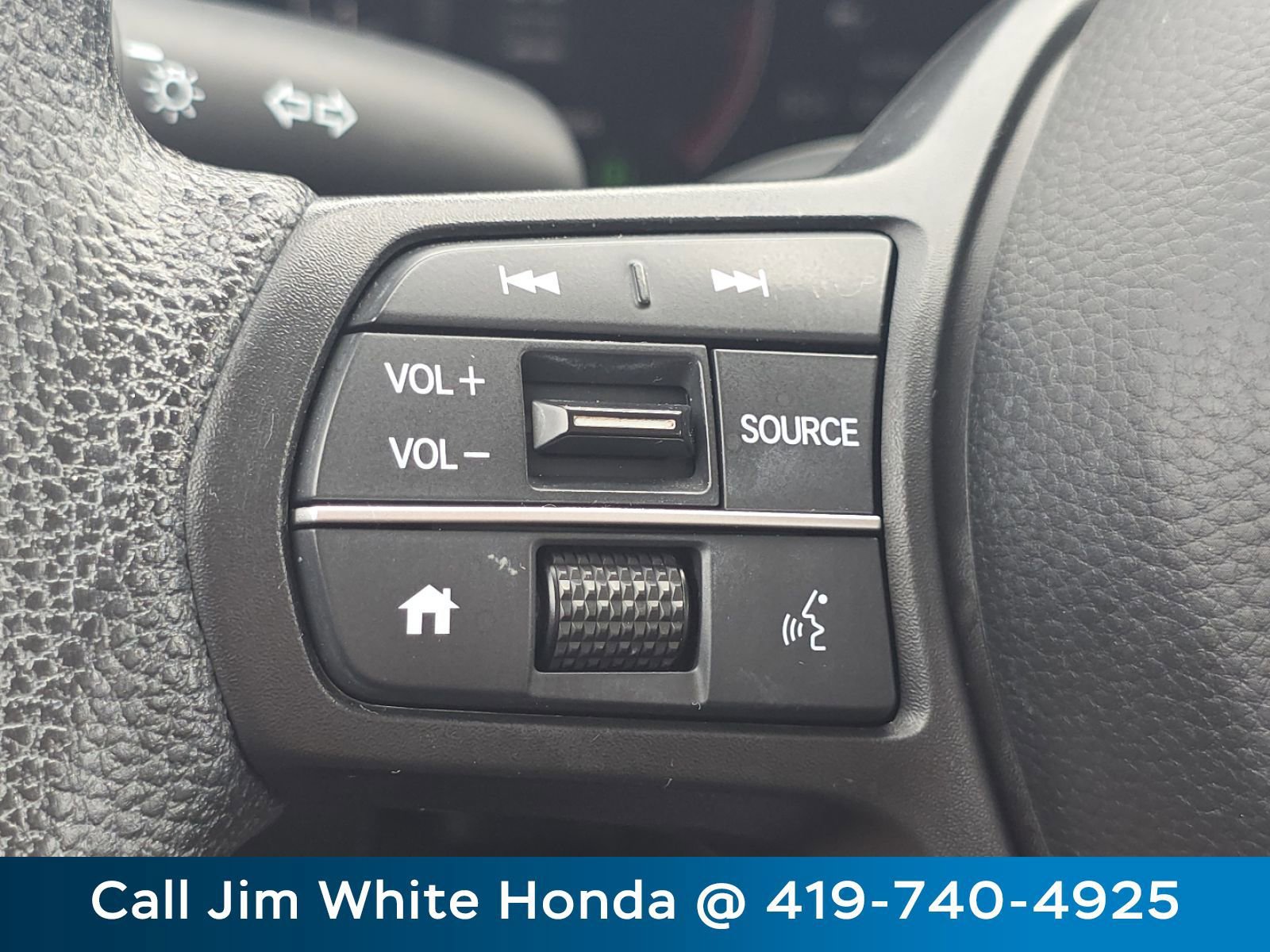 Used 2023 Honda HR-V LX image 33