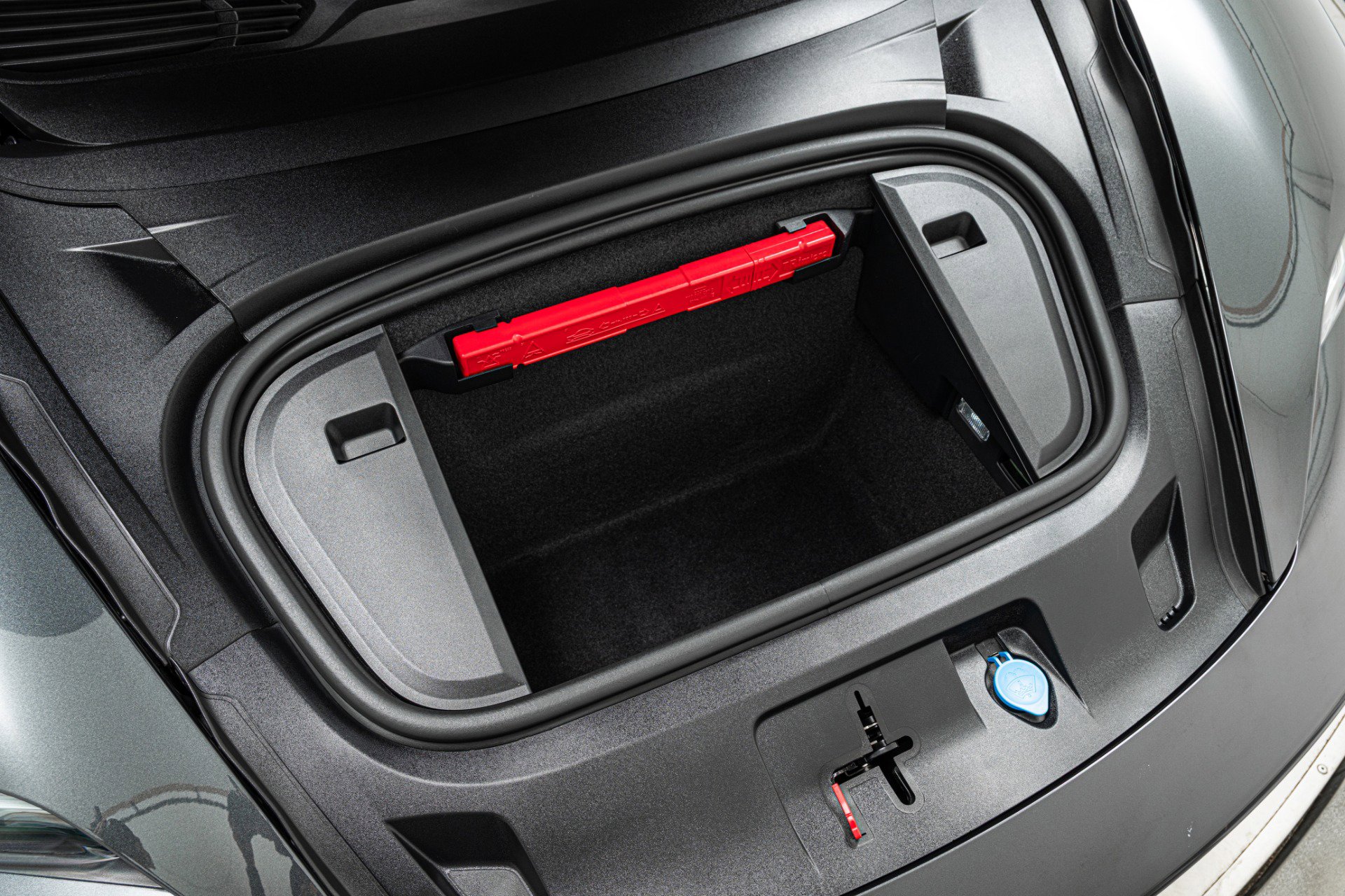 Used 2021 Porsche Taycan Turbo S AWD/4WD image 12