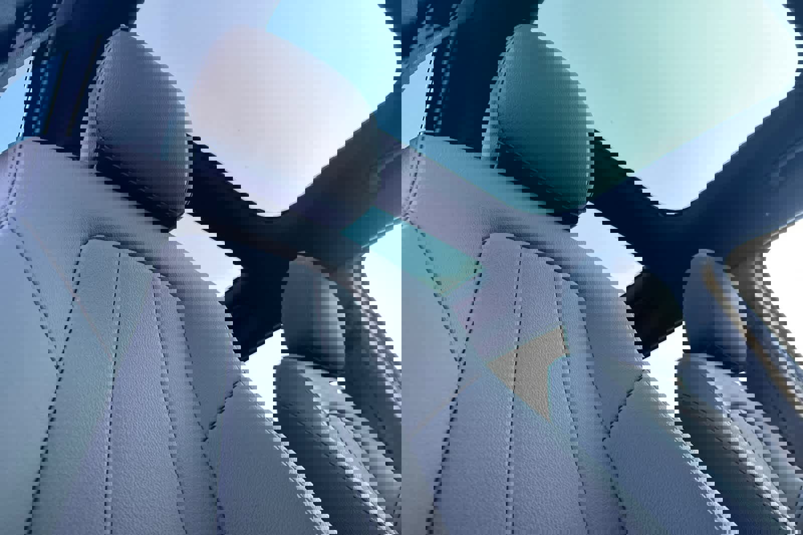 New 2026 Mercedes-Benz GLB 250 image 16