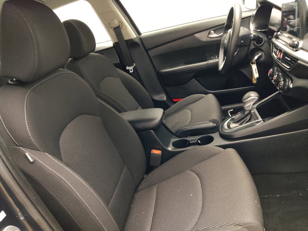 Used 2020 Kia Forte Sedan FWD image 21