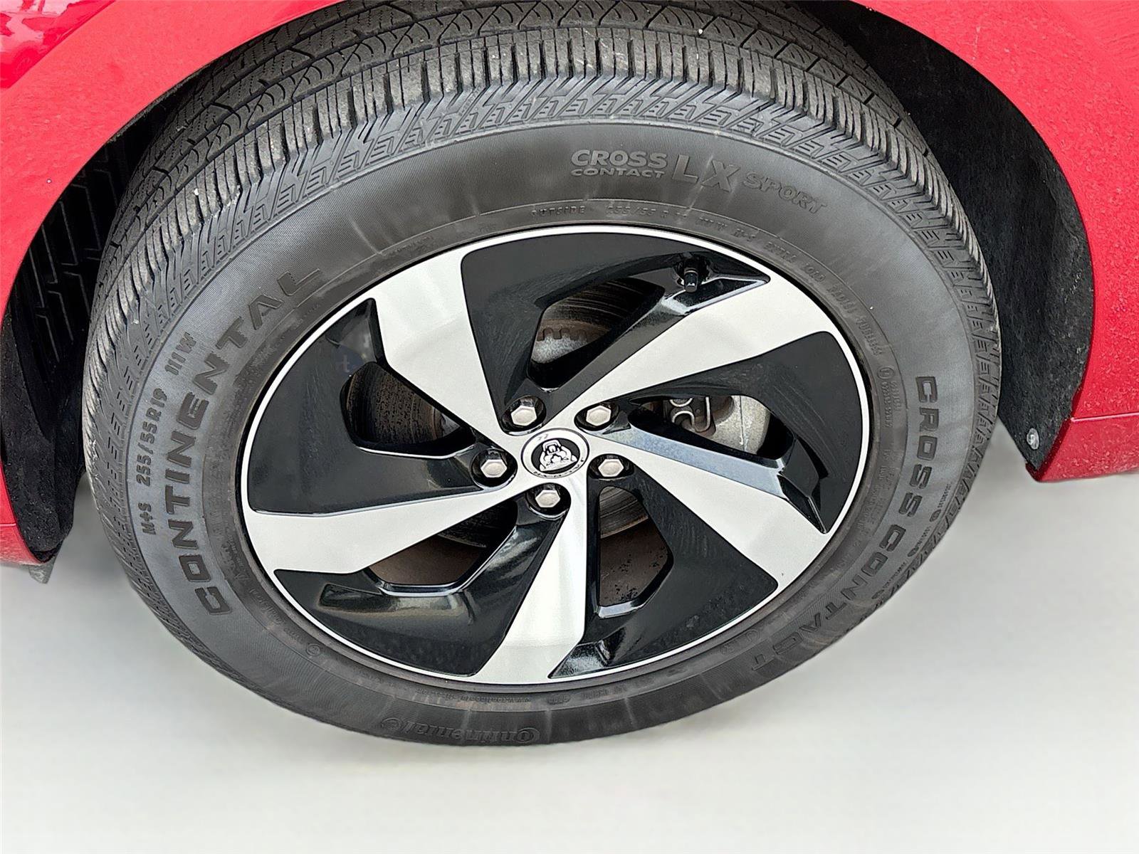 Used 2024 Jaguar F-PACE R-Dynamic S image 34