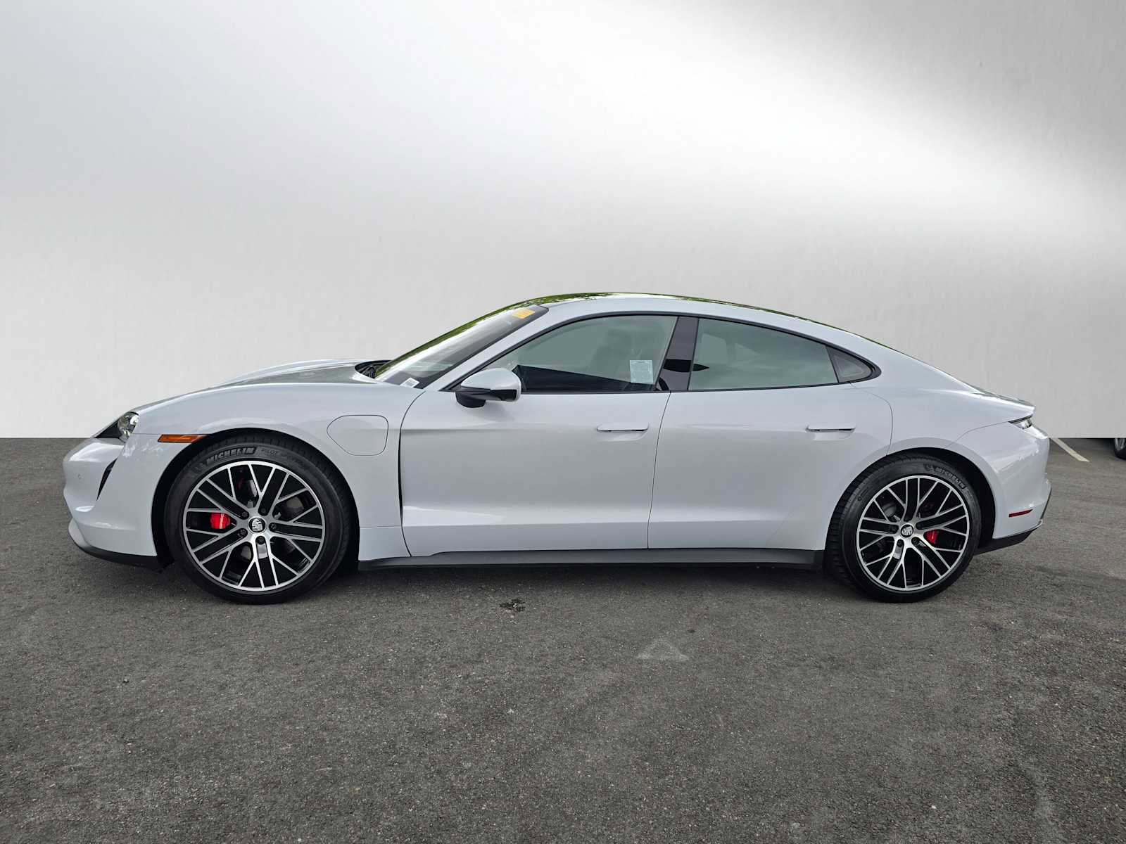 Used 2021 Porsche Taycan 4S w/ Premium Package AWD/4WD image 6