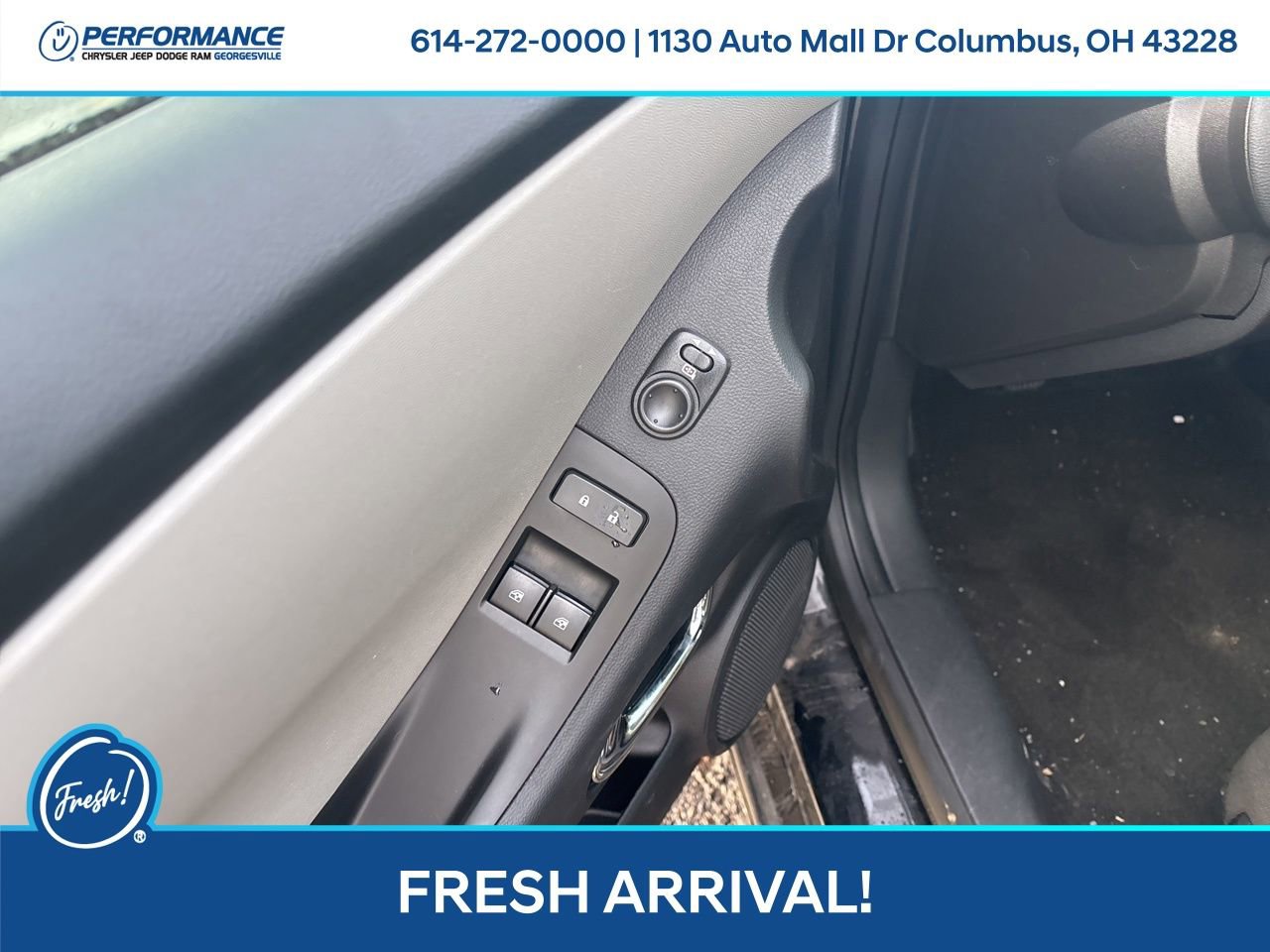 Used 2016 Chevrolet Camaro LT w/ RS Package image 16