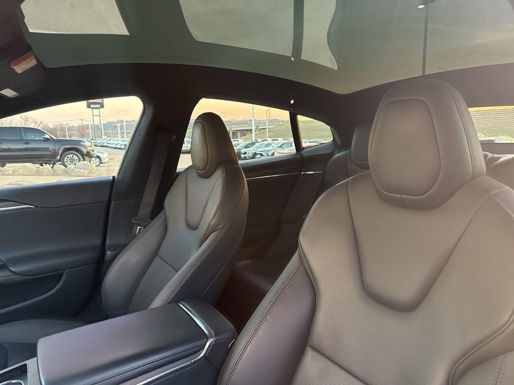 Used 2023 Tesla Model S Standard Range image 10