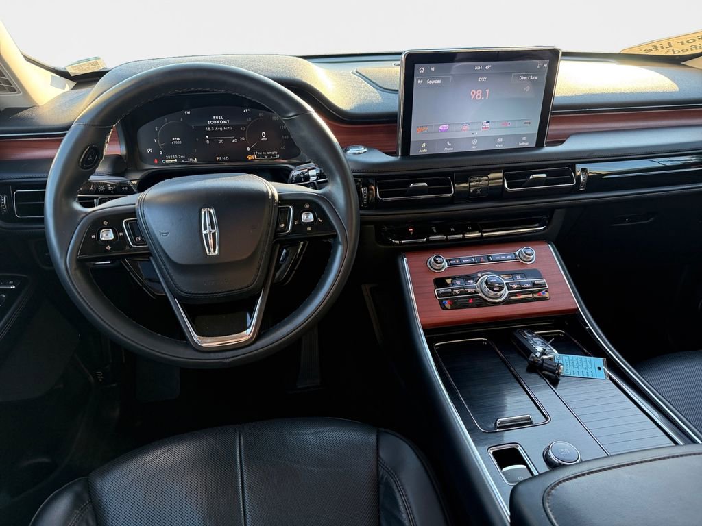 Used 2024 Lincoln Aviator Reserve image 12