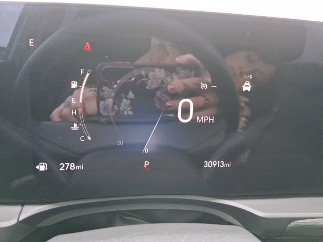 Used 2025 Buick Envista Sport Touring image 21