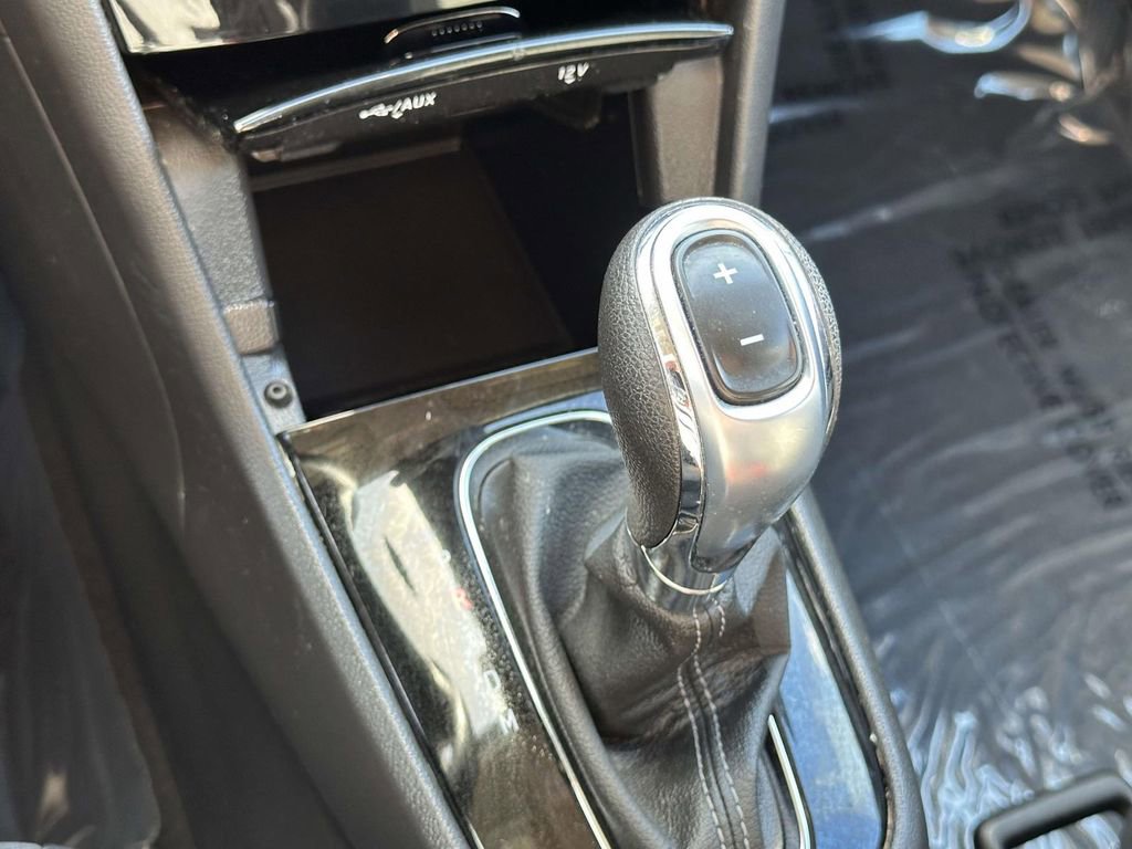 Certified 2022 Buick Encore Preferred w/ Safety Package II image 29