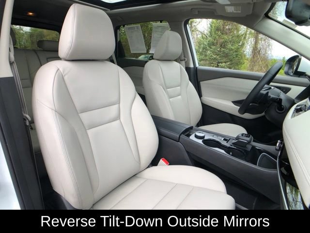 Certified 2025 Nissan Rogue SL w/ SL Premium Package AWD/4WD image 28