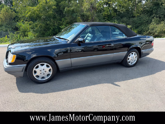 Used 1995 Mercedes-Benz E 320 Convertible image 7
