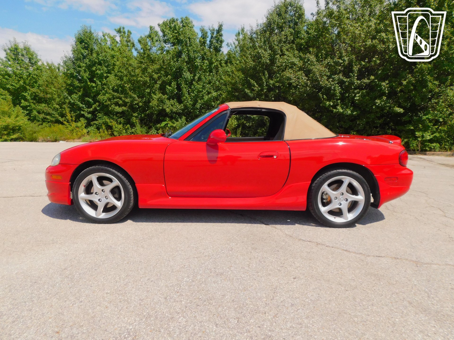 Used 2002 MAZDA MX-5 Miata LS RWD image 12