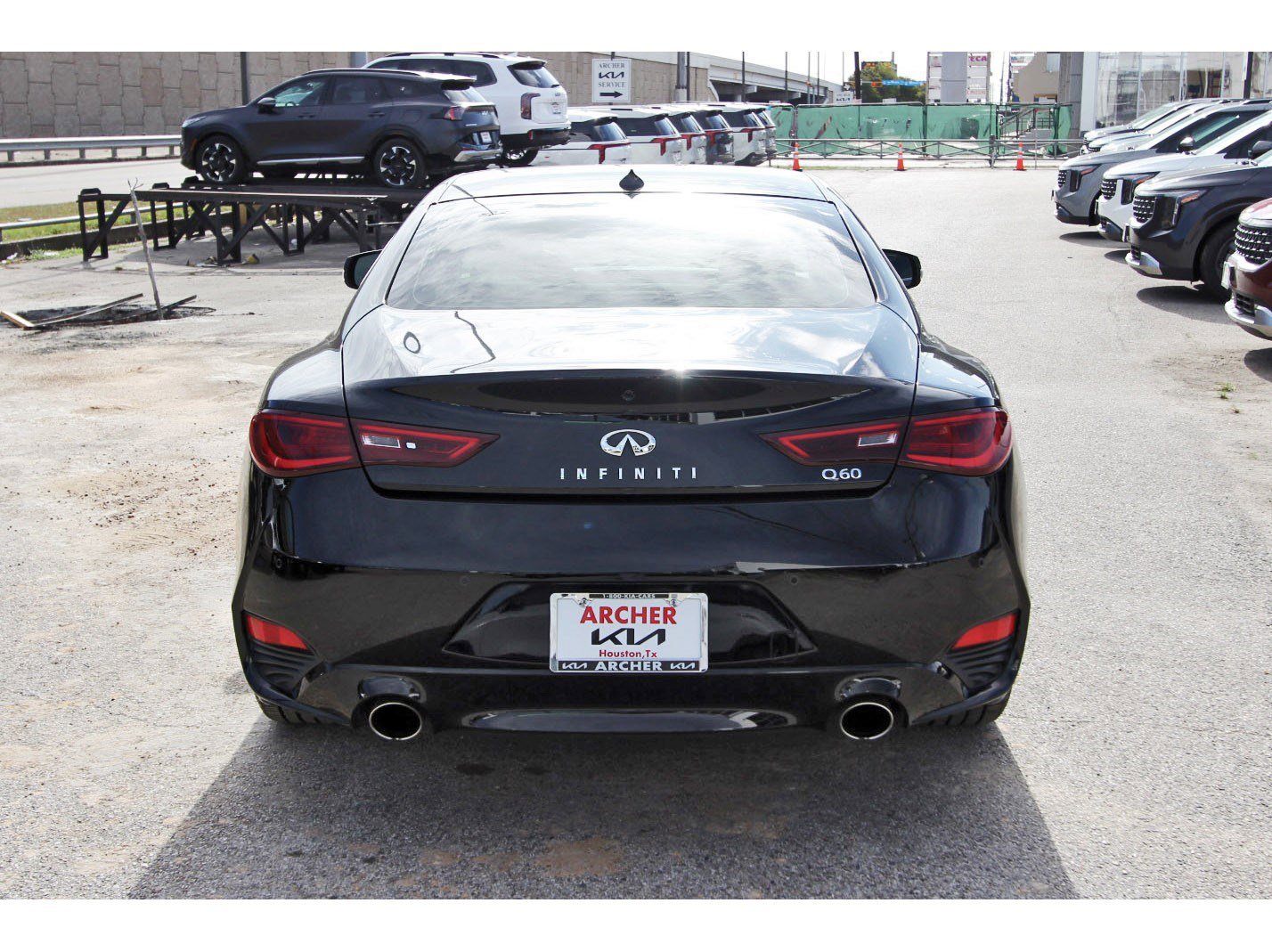 Used 2022 INFINITI Q60 3.0t Luxe w/ Essential Package image 6