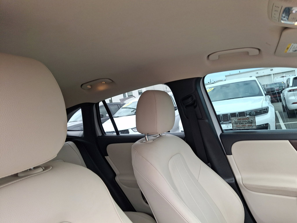 Used 2021 Mercedes-Benz GLA 250 4MATIC image 13