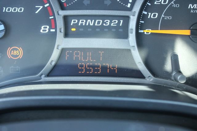 Used 2006 Isuzu i-350 LS image 24