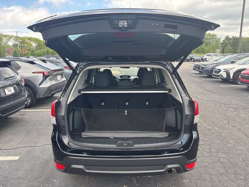 Certified 2023 Subaru Forester Premium AWD/4WD image 8