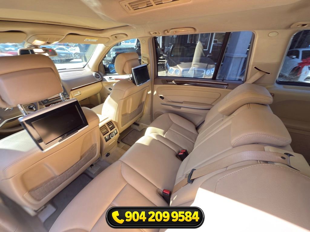 Used 2011 Mercedes-Benz GL 450 4MATIC image 32