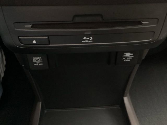 Used 2019 Honda Odyssey Elite image 25