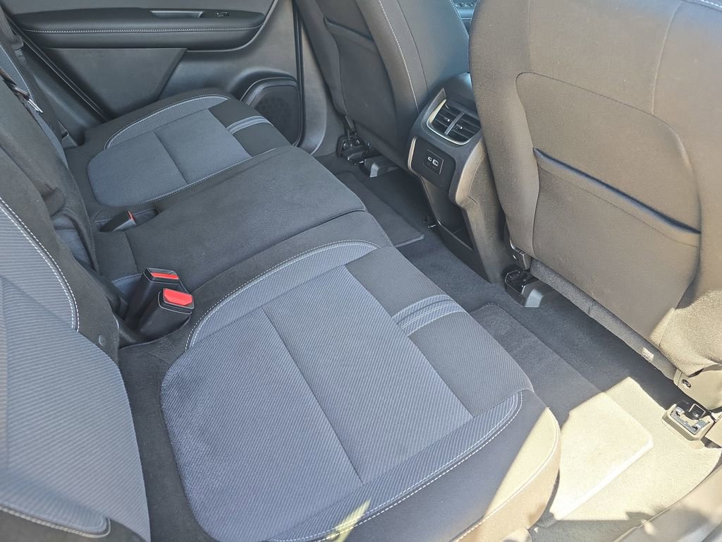 Used 2025 Chevrolet Blazer LT image 11