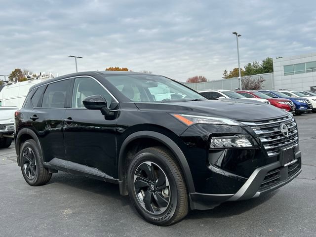 Certified 2025 Nissan Rogue SV