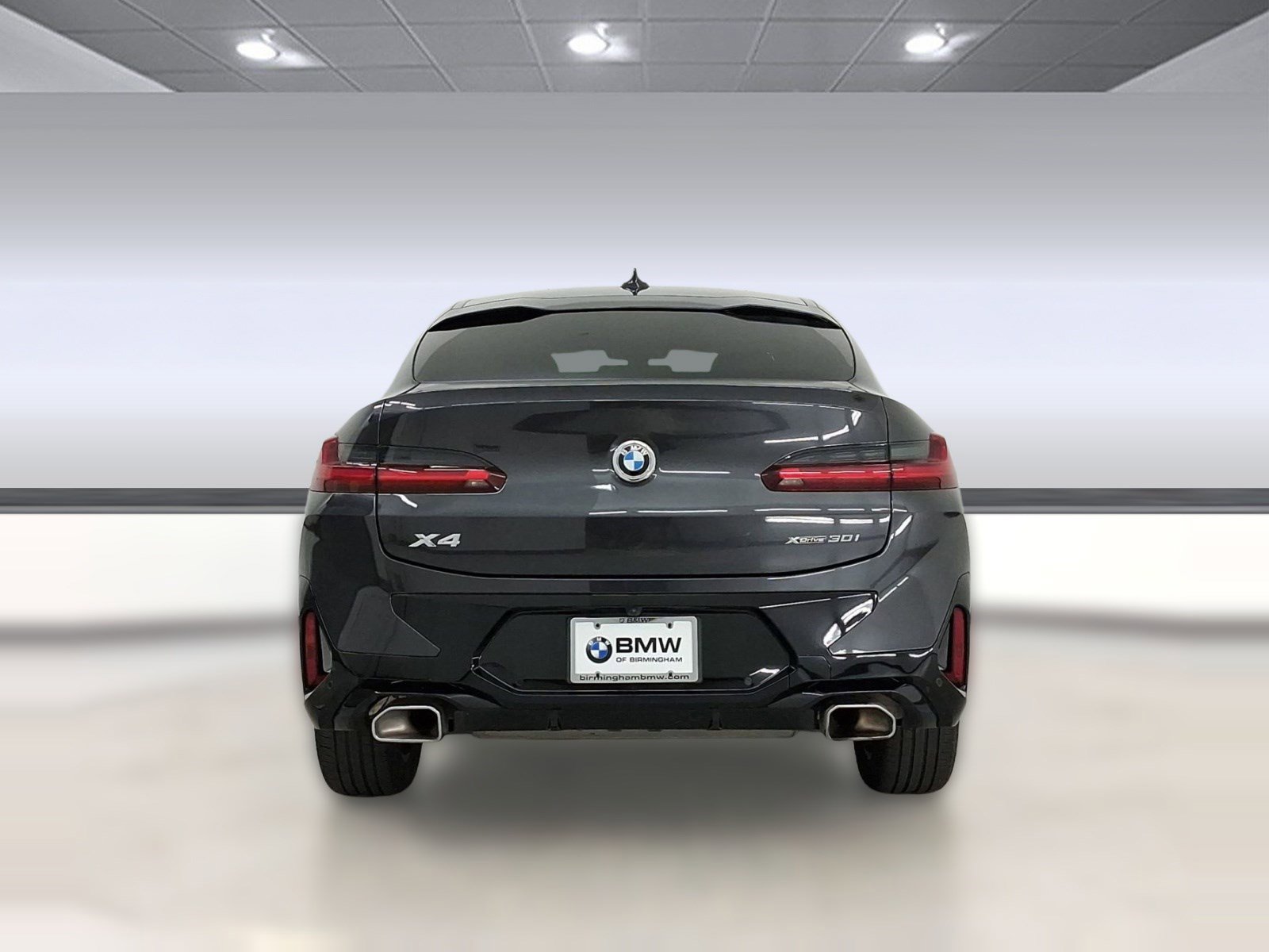 Used 2025 BMW X4 xDrive30i image 10