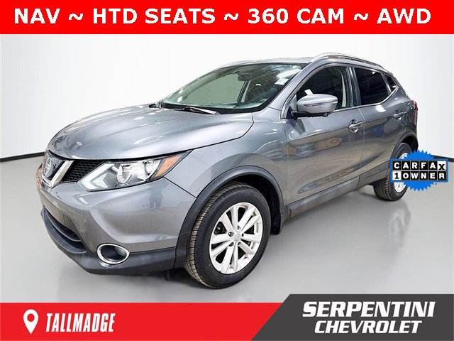 Used 2018 Nissan Rogue Sport SV w/ SV Technology Package image 1