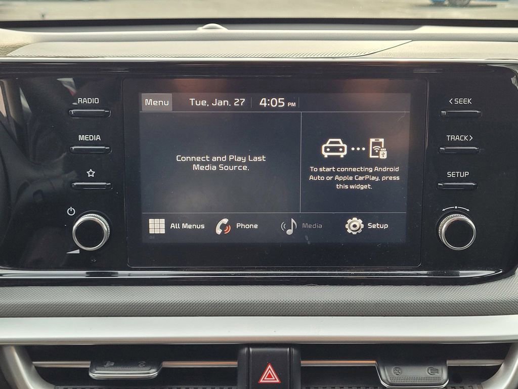 Used 2022 Kia K5 LX image 16