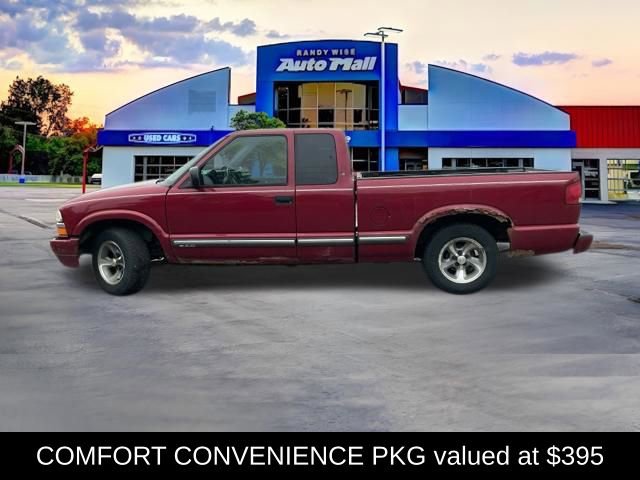 Used 2001 Chevrolet S10 Pickup LS w/ Preferred Equipment Group RWD image 3