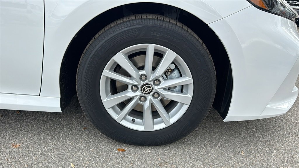 New 2026 Toyota Camry LE image 12