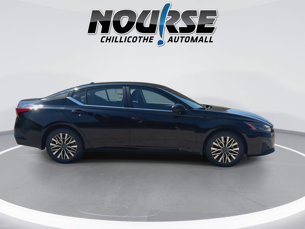 New 2026 Nissan Altima 2.5 SV FWD image 9