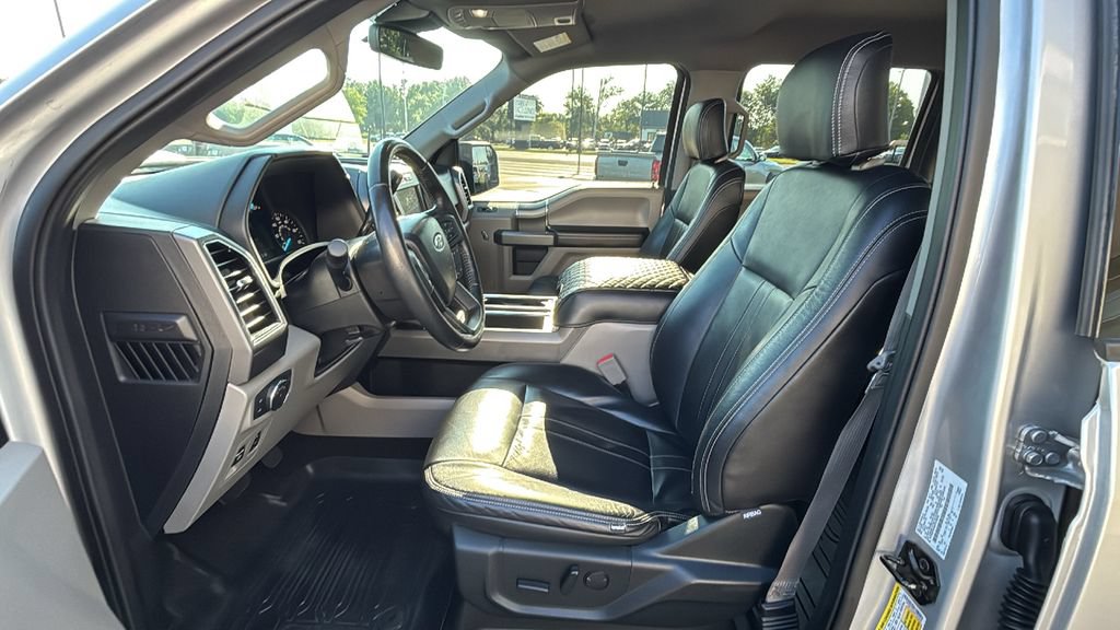 Used 2019 Ford F150 XLT w/ Equipment Group 302A Luxury AWD/4WD image 27