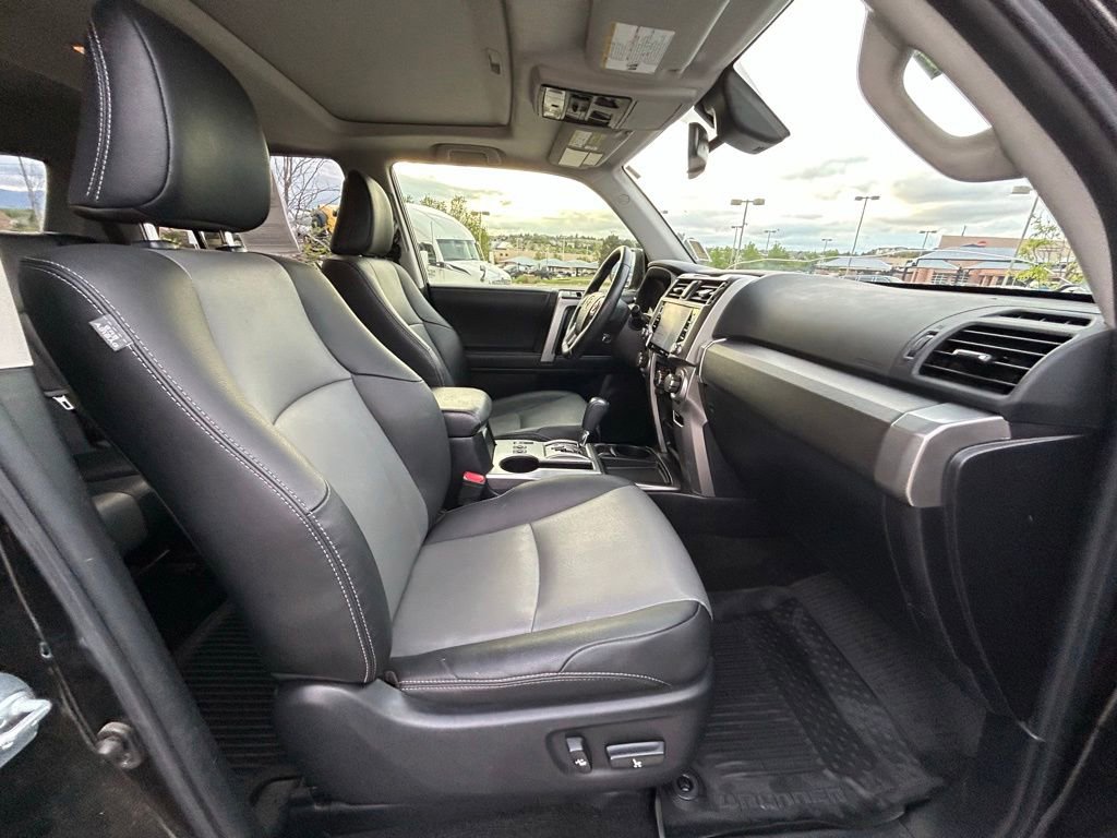 Used 2021 Toyota 4Runner SR5 Premium w/ Moonroof Package RWD image 29