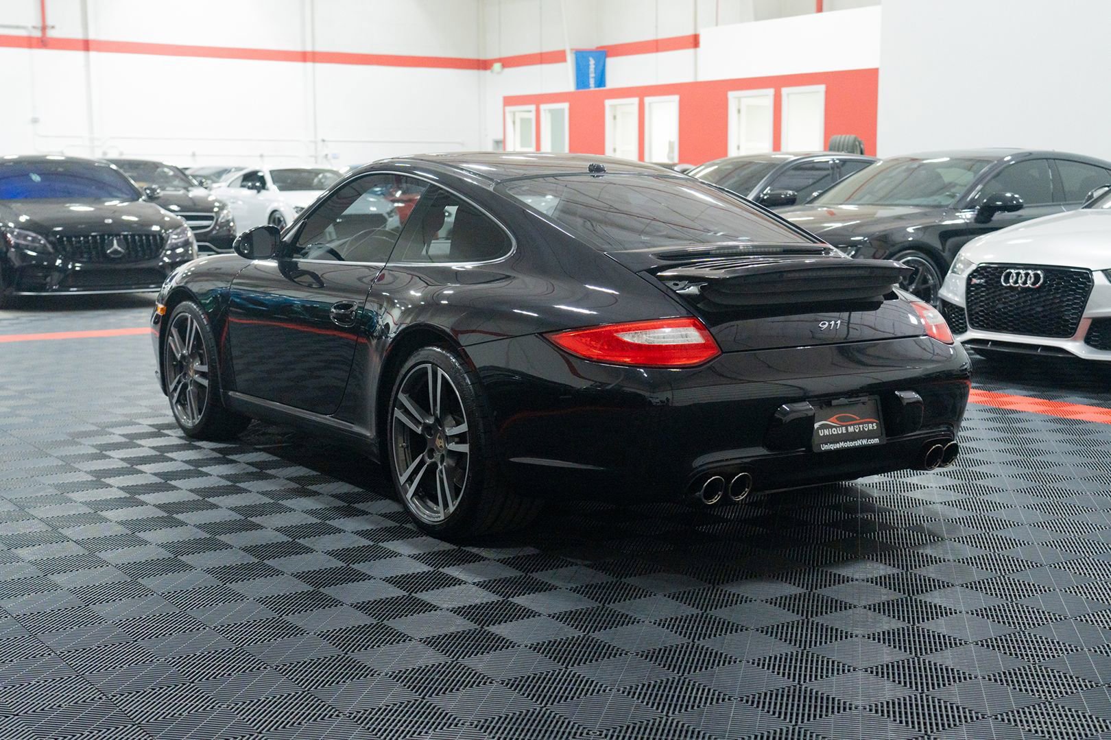 Used 2012 Porsche 911 Carrera RWD image 4
