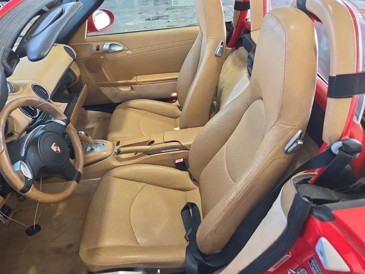 Used 2011 Porsche Boxster RWD image 11