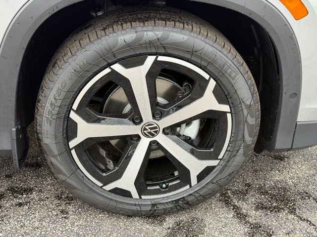 New 2026 Volkswagen Tiguan SE FWD image 7