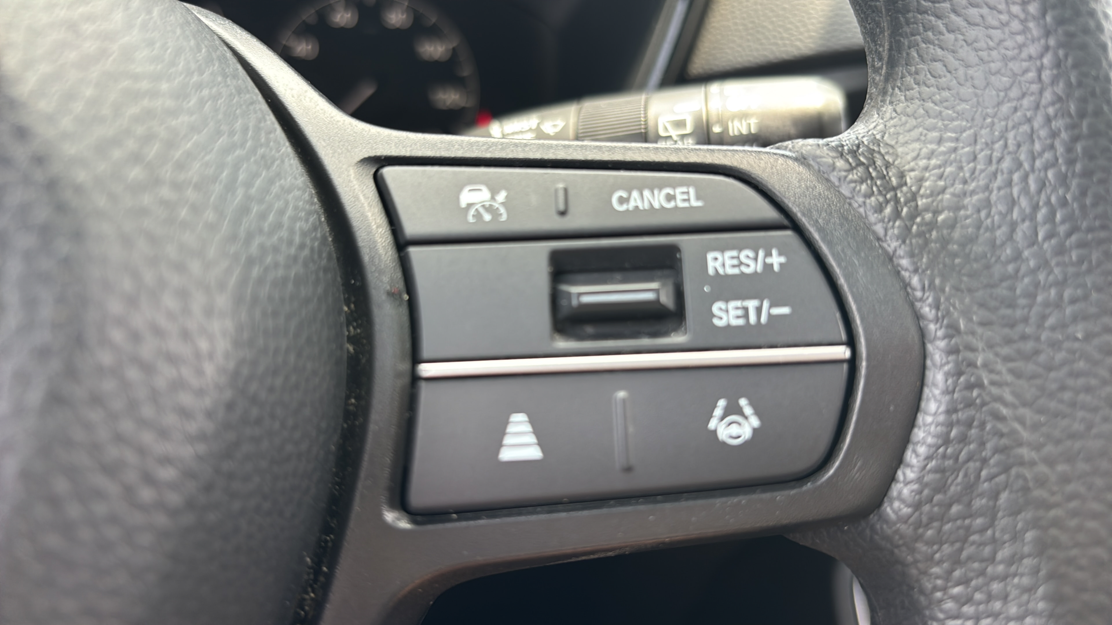 Certified 2024 Honda CR-V EX image 31