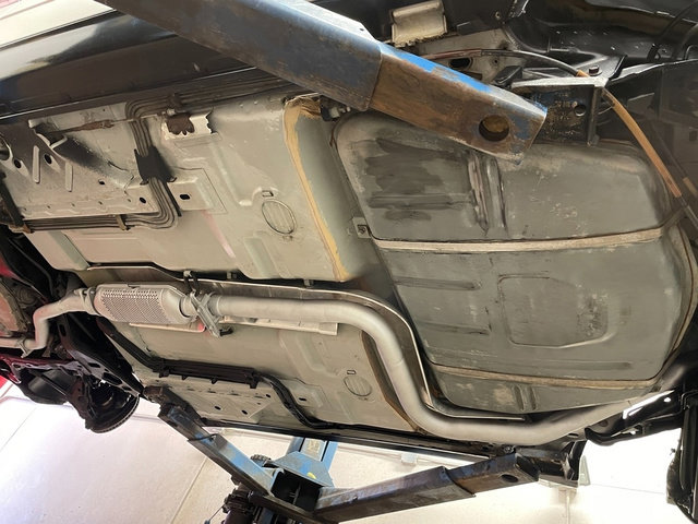 Used 1991 Cadillac Allante image 38