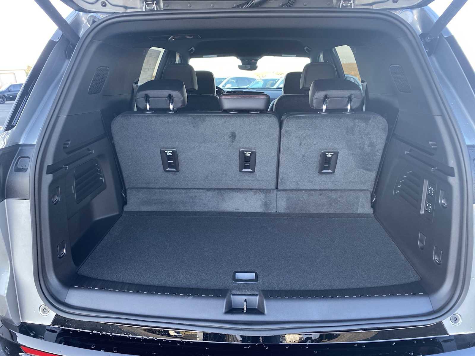 New 2026 Chevrolet Traverse RS FWD image 26