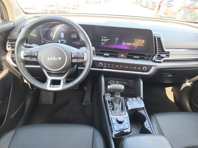 Certified 2025 Kia Sportage EX FWD image 8