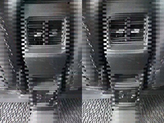 Used 2022 Ford Edge SEL w/ Convenience Package image 27