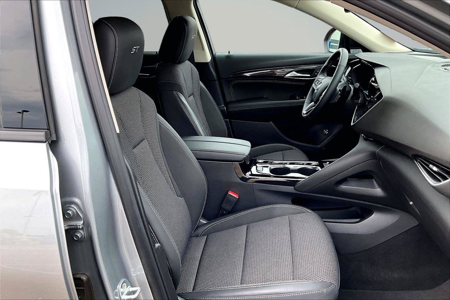 Used 2023 Buick Envision Preferred w/ Sport Touring Package AWD/4WD image 8
