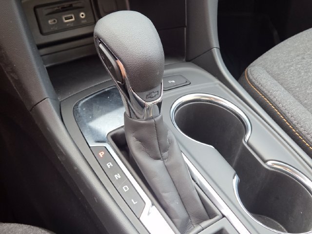 Used 2024 Chevrolet Equinox LT FWD image 28