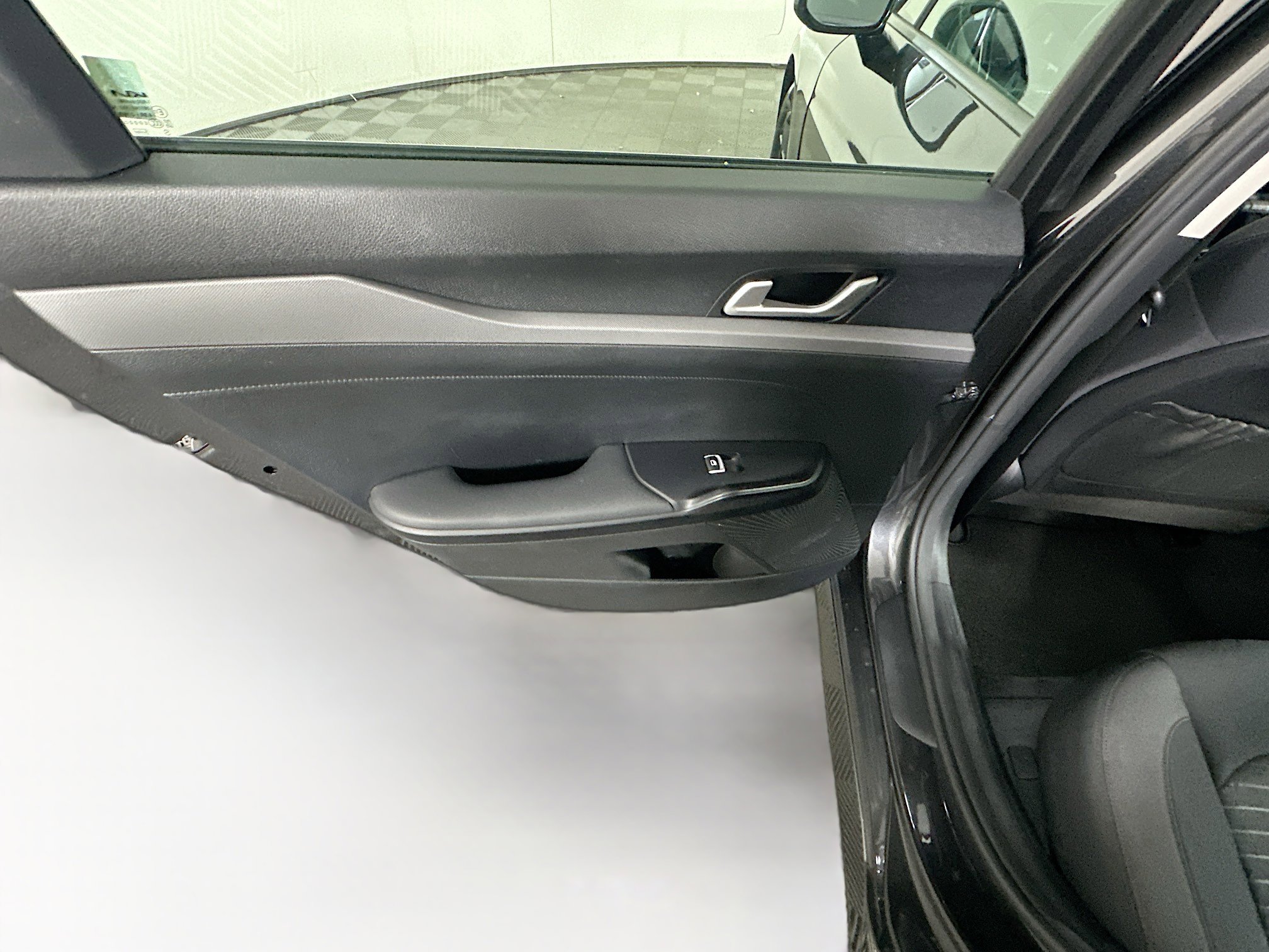 Used 2025 Kia K5 LXS image 25