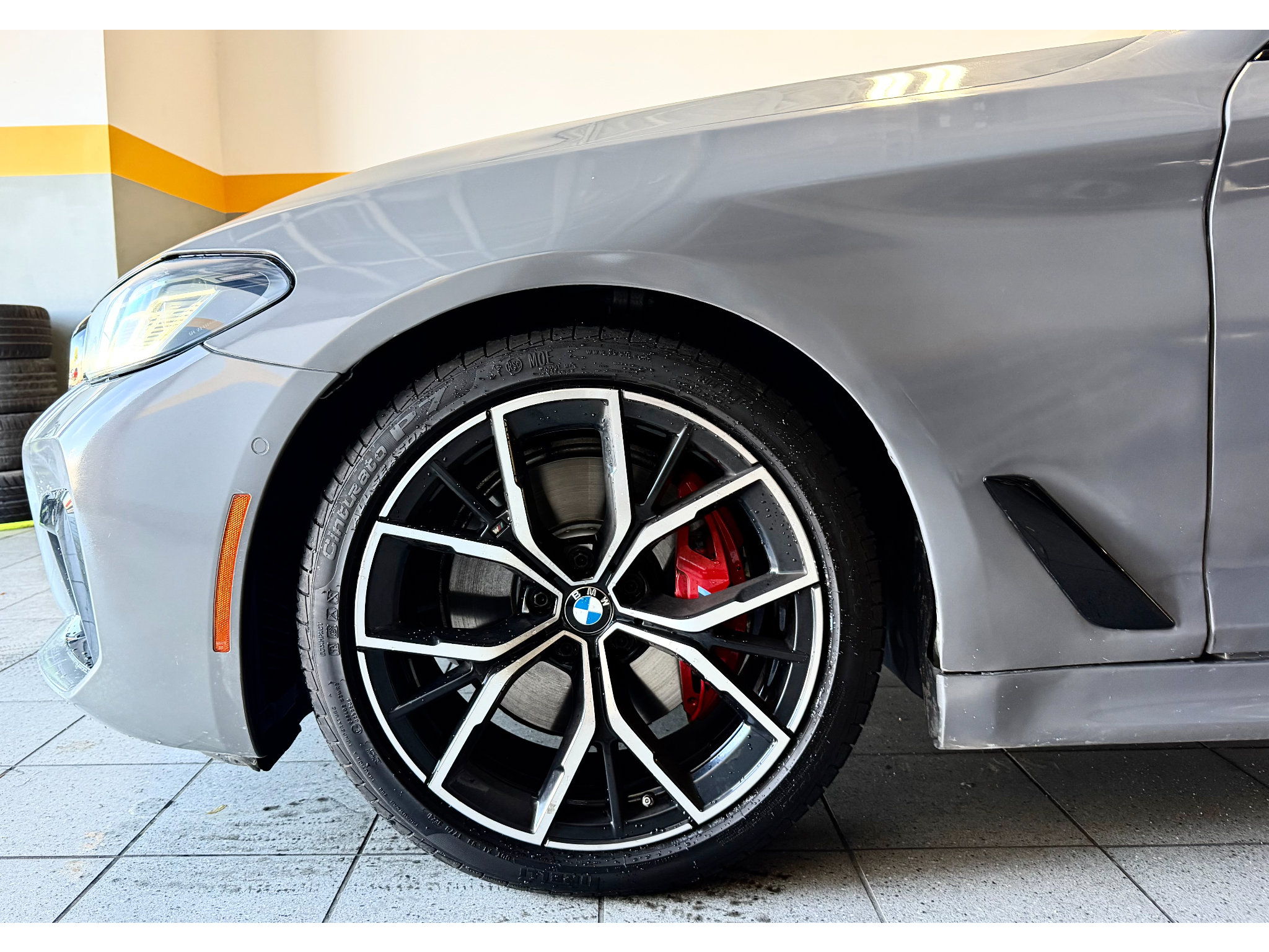 Used 2022 BMW 530i w/ M Sport Package RWD image 13